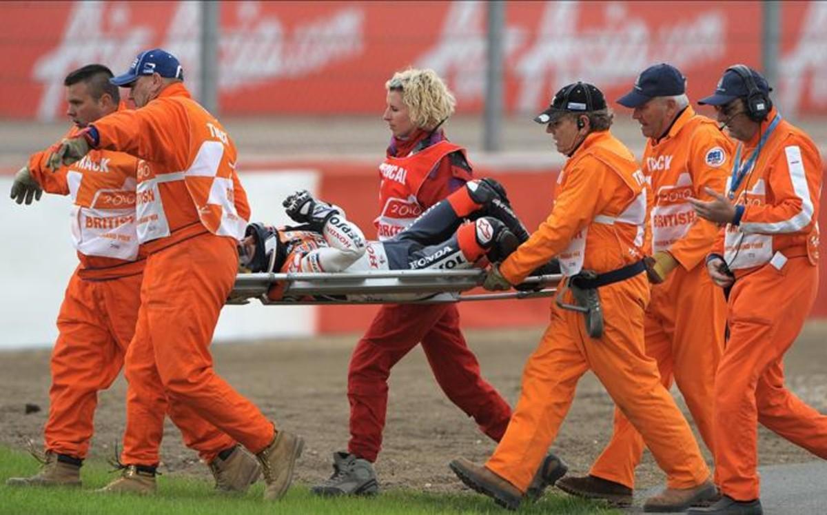 Pedrosa, tras un accidente en Silverstone 2010