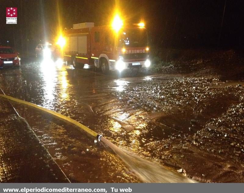 GALERÍA DE FOTOS -- El diluvio cae en Castellón y provoca inundaciones