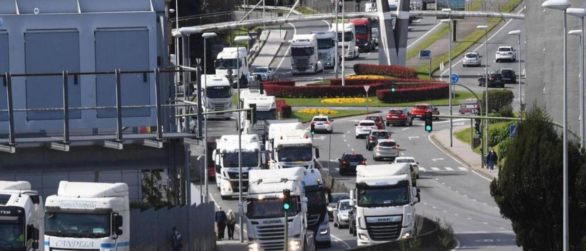 Manifestación de 200 camiones en marzo (A Coruña).