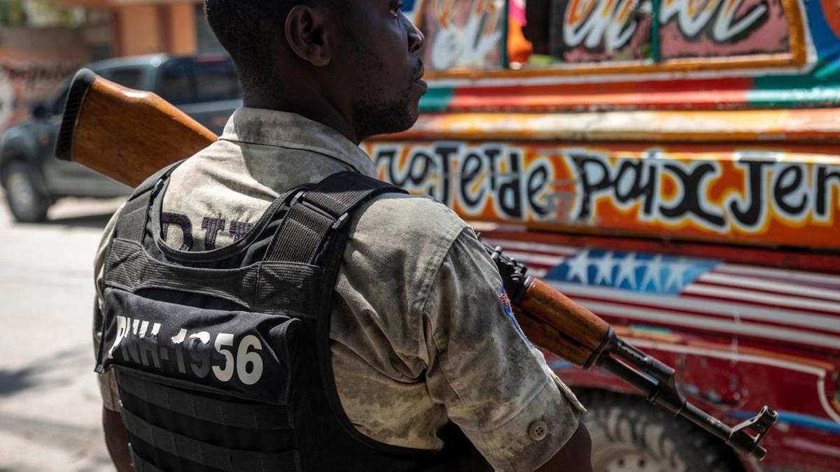 Un efectivo de la Policía Nacional de Haití.