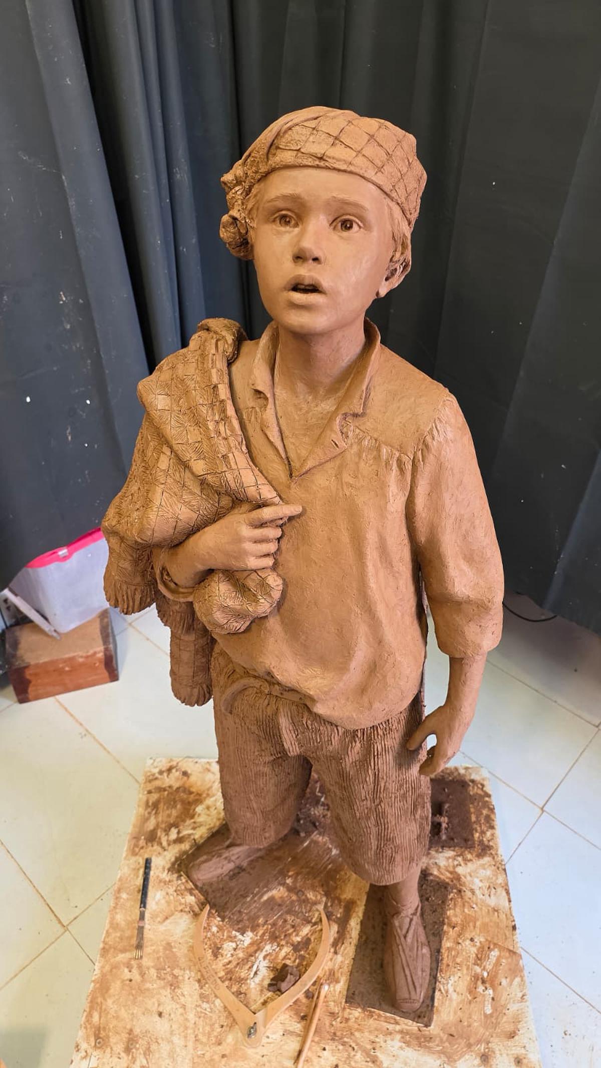 Estatua del "niño aragonés"