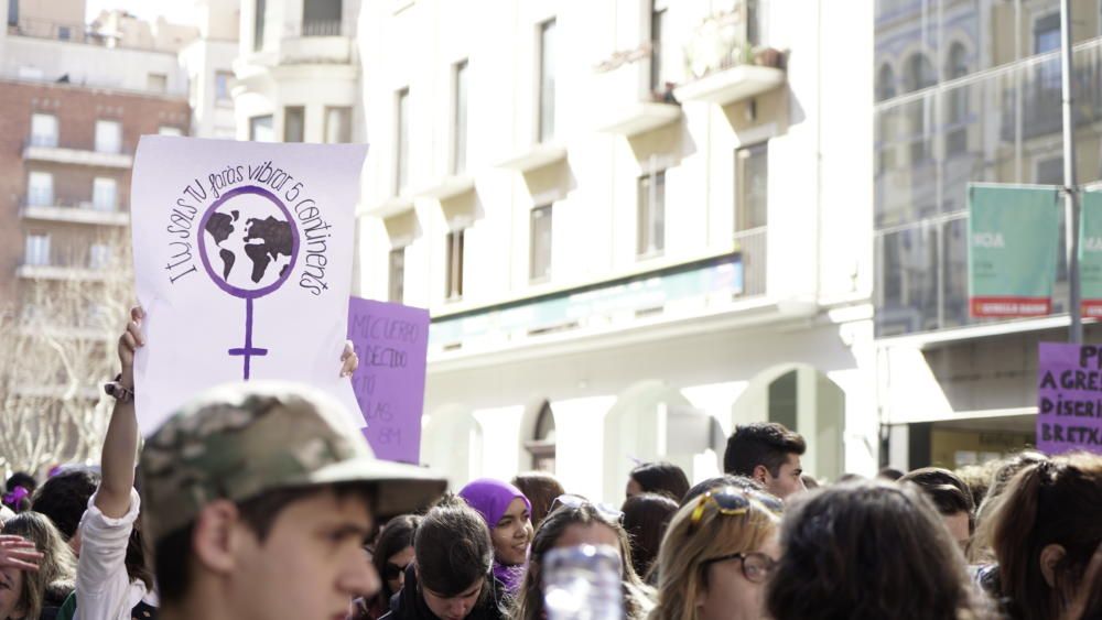 Manifestació sindical a Girona de la vaga del vuit de març