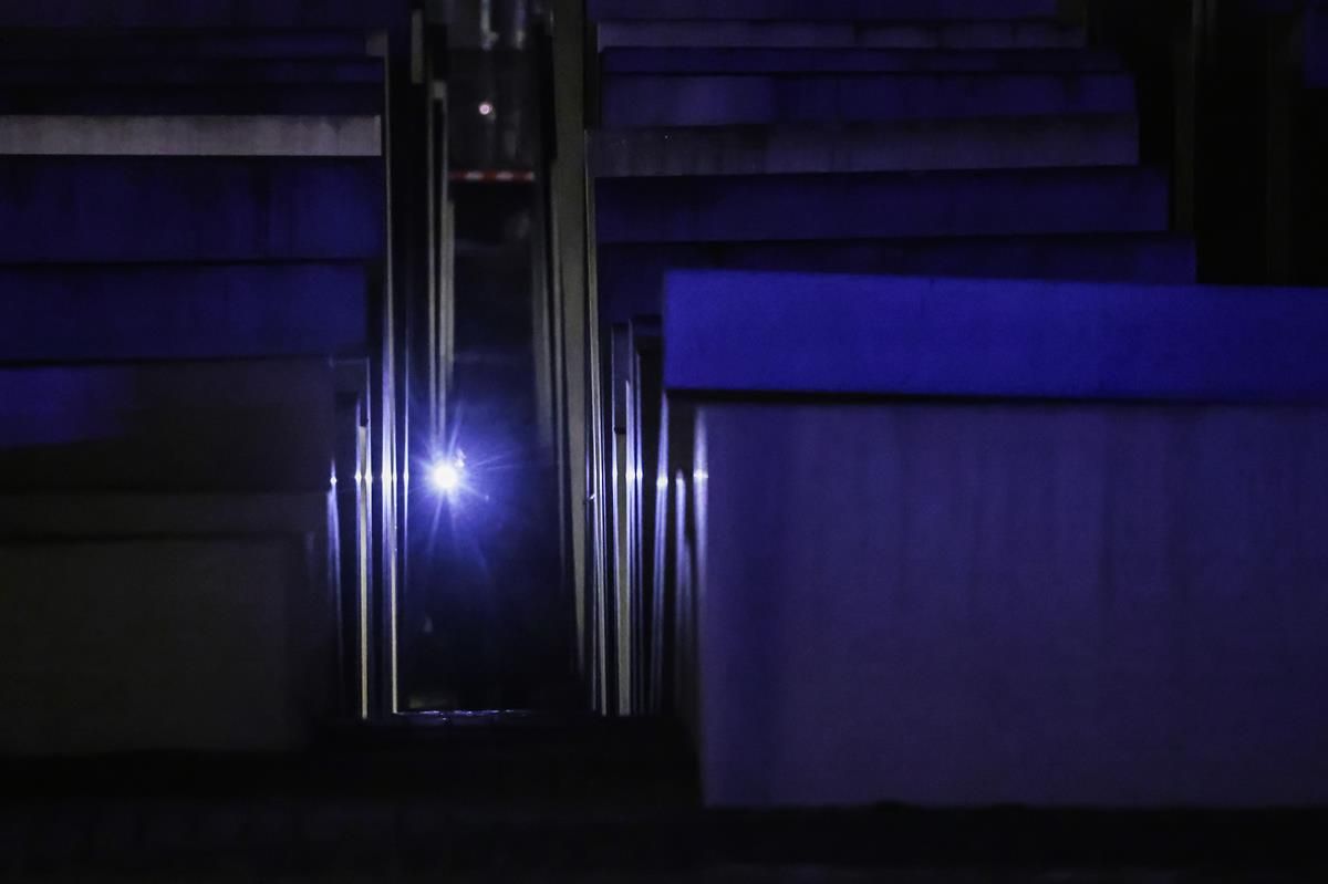 Un ferit greu en ser apunyalat en el monument a l'Holocaust de Berlín