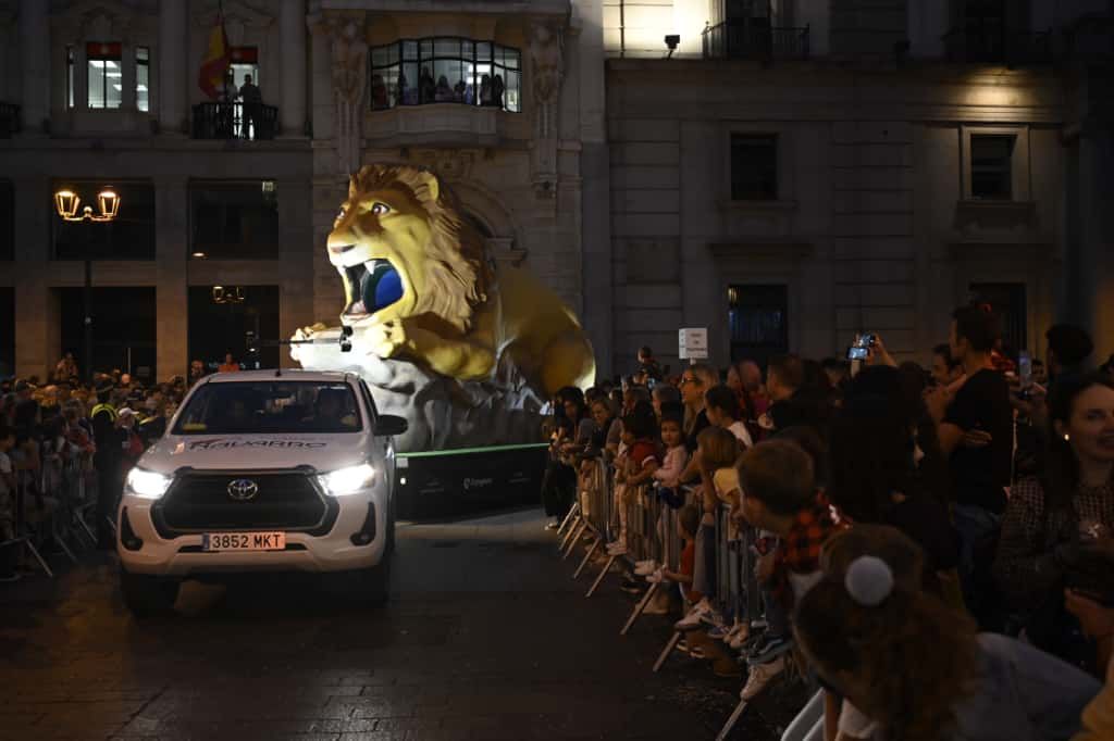 En imágenes | Primer día de las Fiestas del Pilar con las peñas y el pregón