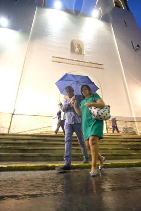 Procesión de las Fiestas Mayores de Elda en honor a la Virgen de la Salud suspendida por la lluvia