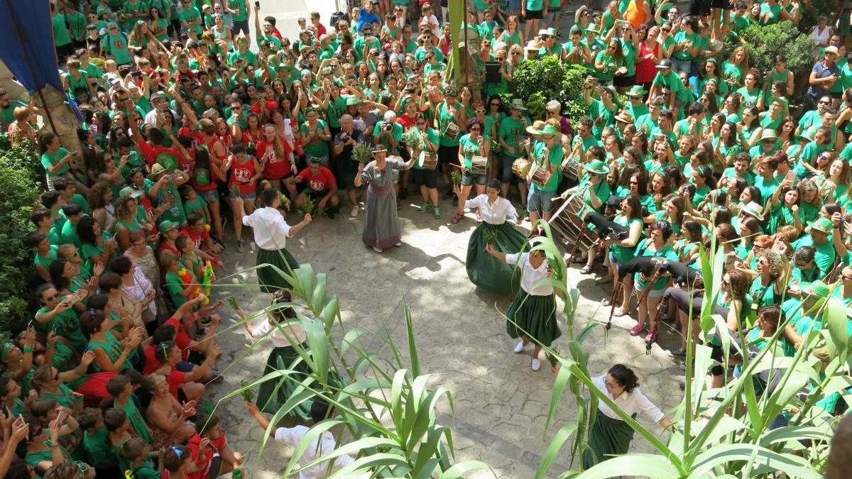 Imagen de una pasada edición de la fiesta de ses Clovelles de Petra.