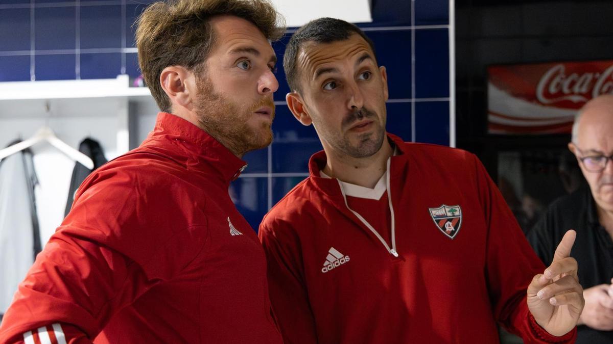 Ibai gómez junto a David Vinatea