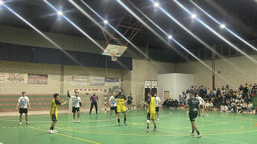 Josefinas y UBP se medirán en la primera semifinal por el título de la Segunda Extremeña de balonmano