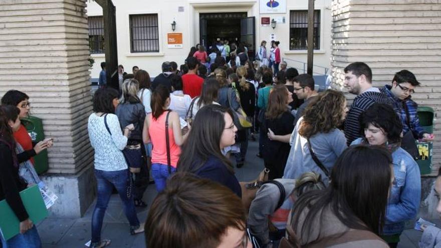 Más de 4.300 docentes optan en Aragón a 210 plazas de educación Secundaria