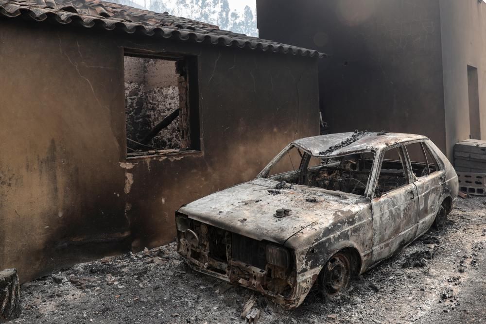 Los incendios en el Algarve portugués, en imágenes