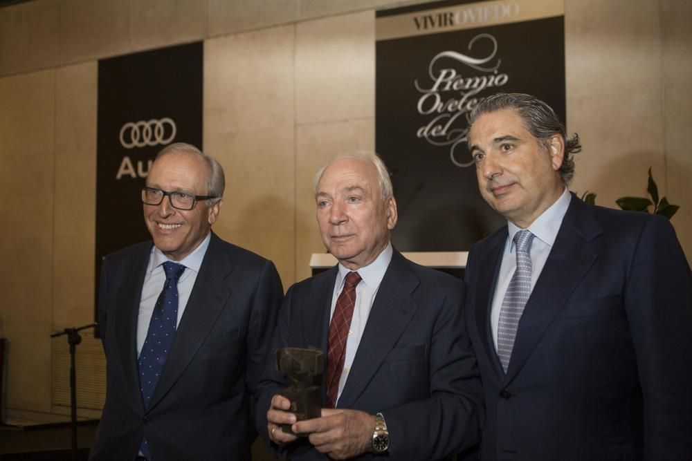 ENTREGA DEL PREMIO OVETENSE DEL AÑO A FRANCISCO RODRIGUEZ, PRESIDENTE DE RENY PICOT