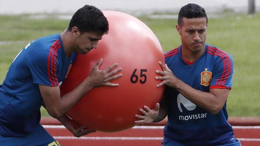 Rodri continúa con la ‘Roja’ y viajará con la expedición a Rusia