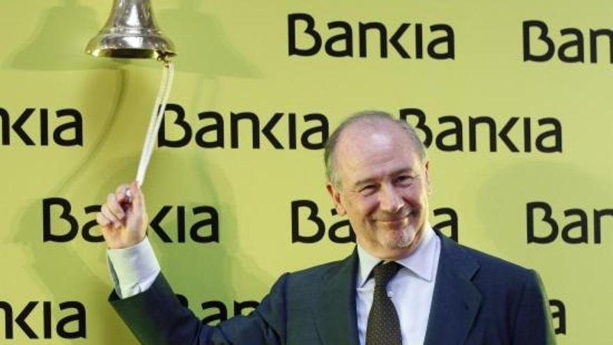 Rato fa sonar una campana durant el debut en borsa de Bankia