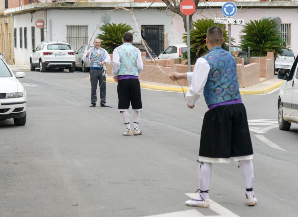 Montserrat celebra sus fallas