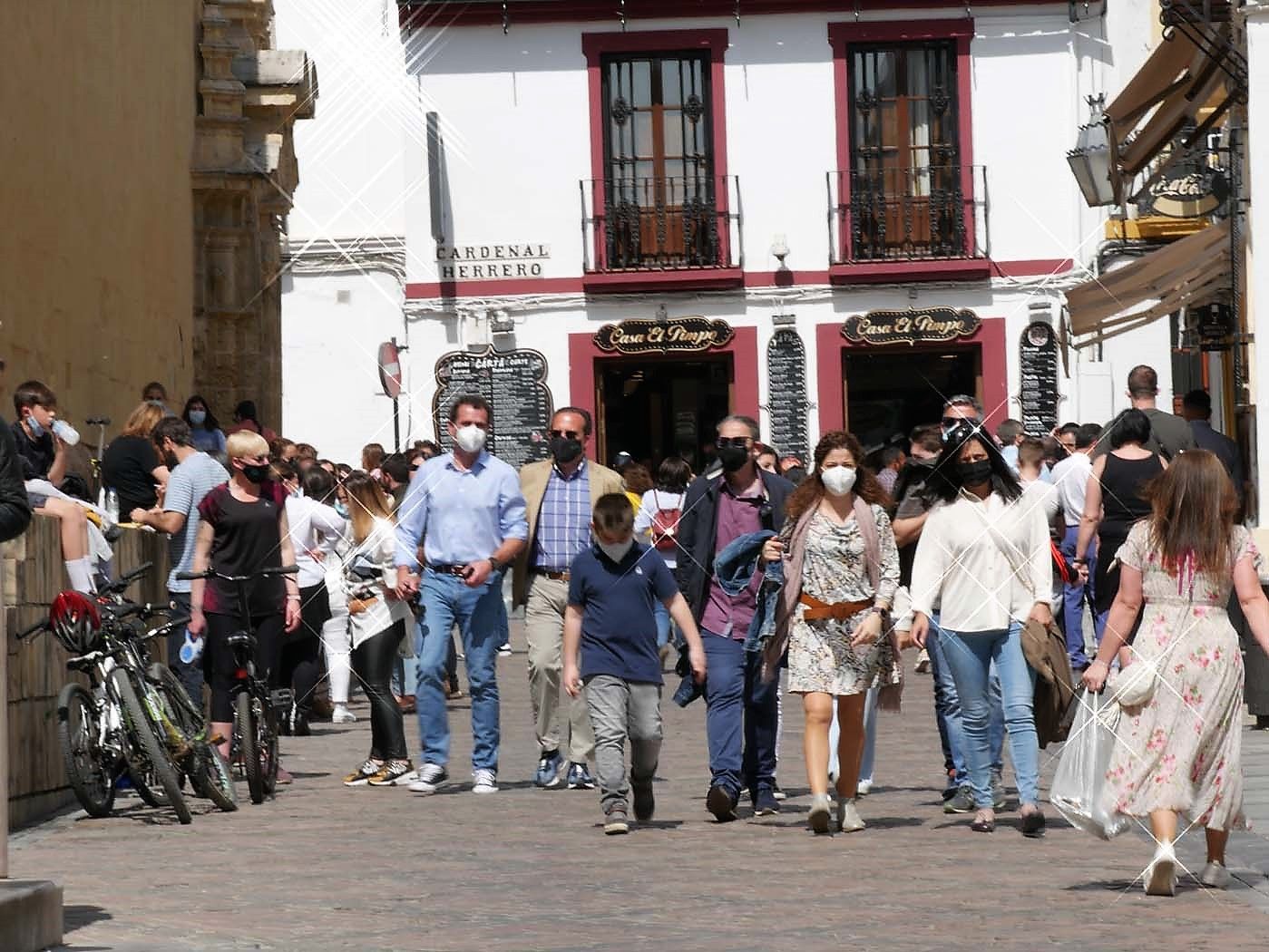 Saetas, paseos, tapas y buen tiempo