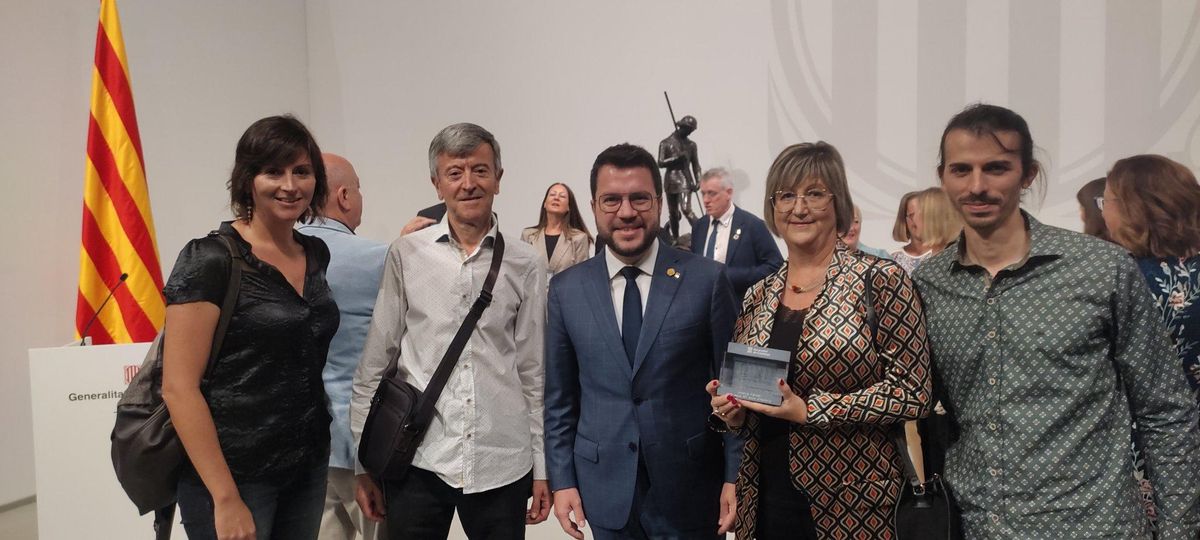 Recollint el Premi Nacional de Comerç Centenar