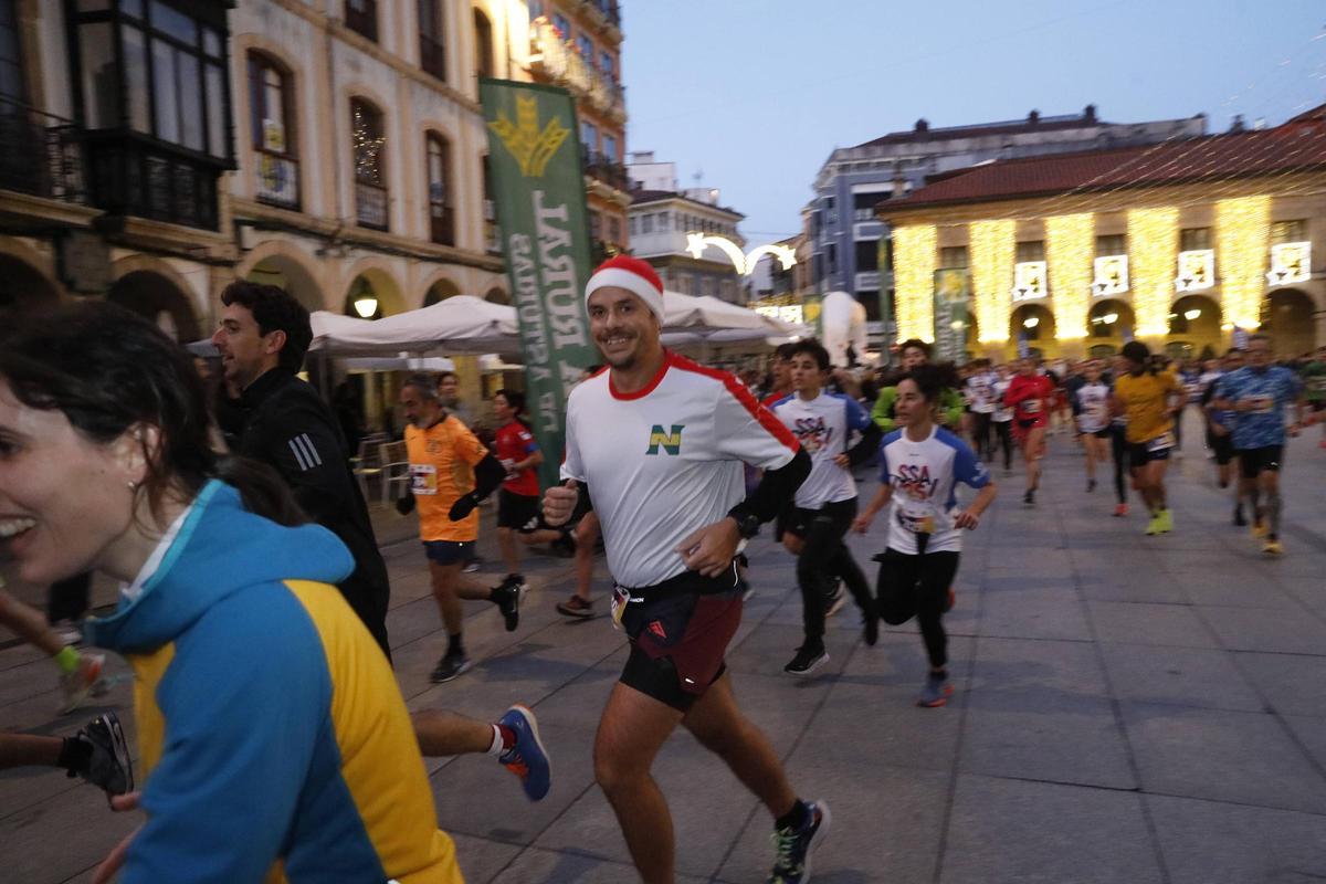 EN IMÁGENES: Así fue la San Silvestre de 2025 de Avilés