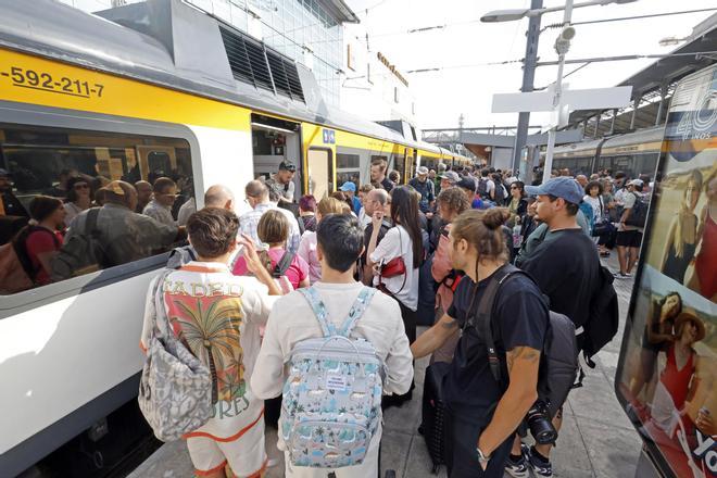 Primer día del Tren Celta entre Vigo y Oporto con transbordo en Viana do Castelo