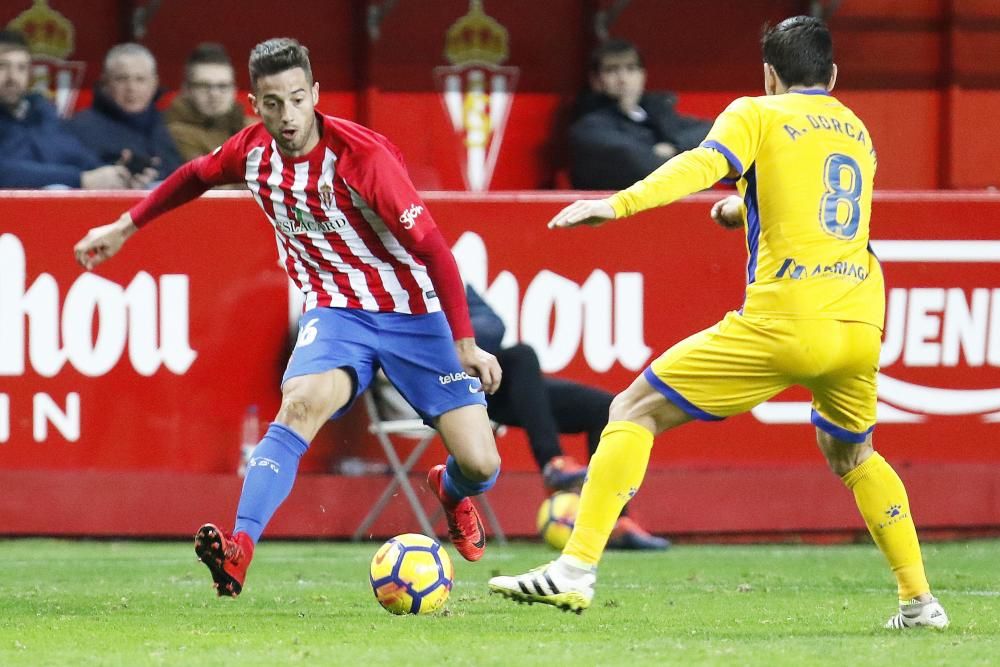 El partido entre el Sporting y el Alcorcón, en imágenes