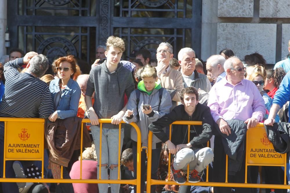 Búscate en la mascletà del 12 de marzo