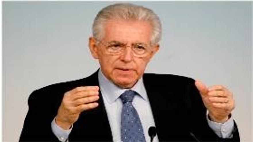 Monti diu que dimitirà abans d&#039;acabar la legislatura i Berlusconi serà candidat
