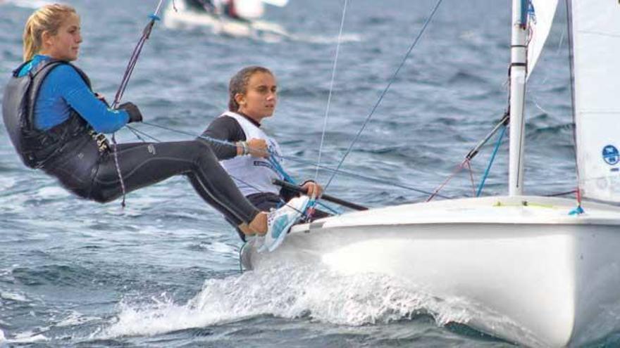 María Bover y Clara Llabrés añaden el subcampeonato mundial a su título en el Nacional.