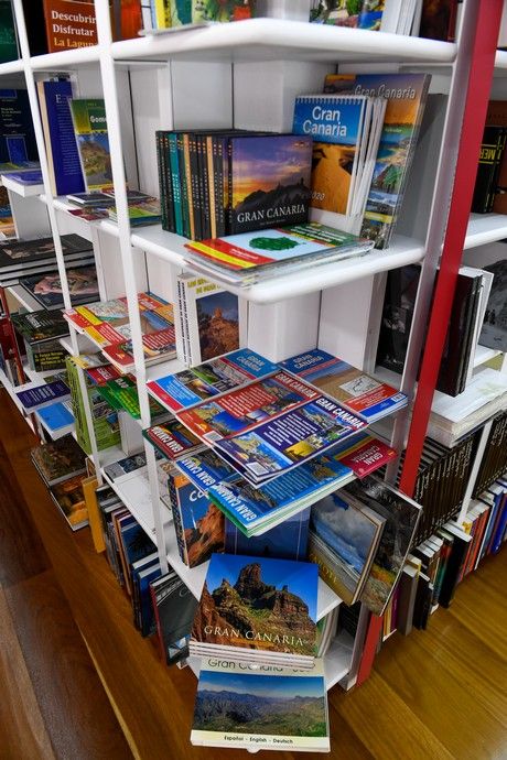 La Librería del Cabildo de Gran Canaria se renueva al cumplir 25 años