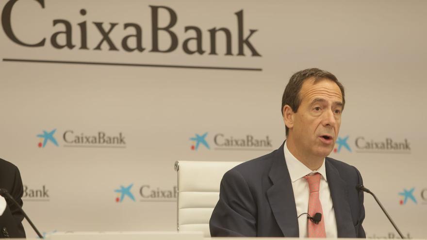 CaixaBank reclama &quot;grandes consensos&quot; a Gobierno y oposición