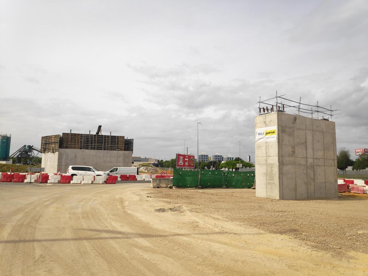 Trabajos previos para la construcción del viaducto sobre el Tamarguillo