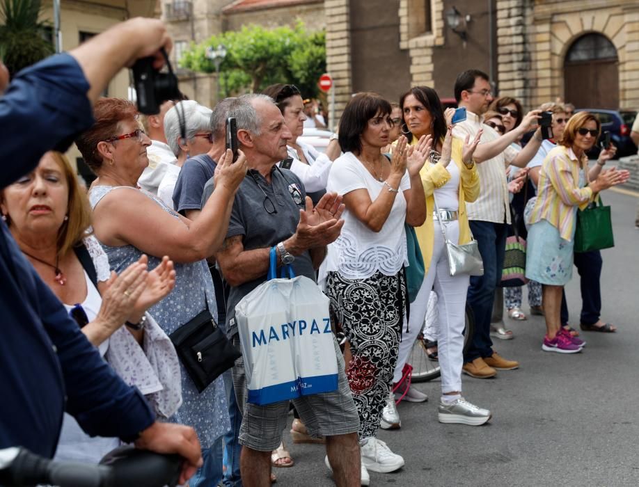 Funeral de Arturo Fernández: Emoción para despedir al chatín de la Puerta de la Villa