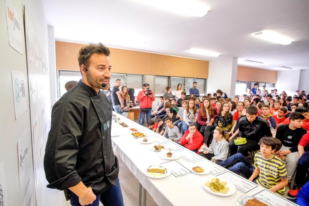 Pablo Montoro en el colegio de Petrer