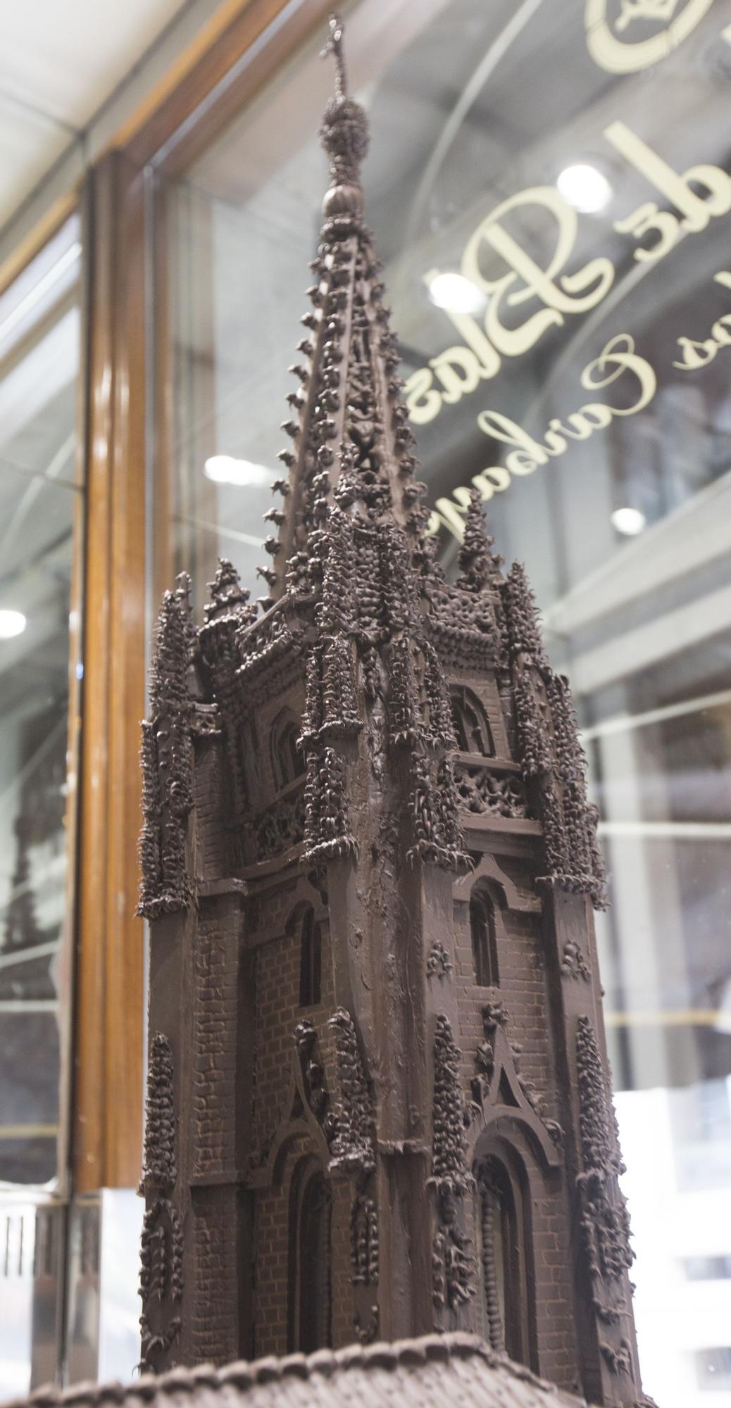 EN IMÁGENES: La catedral de Oviedo en chocolate