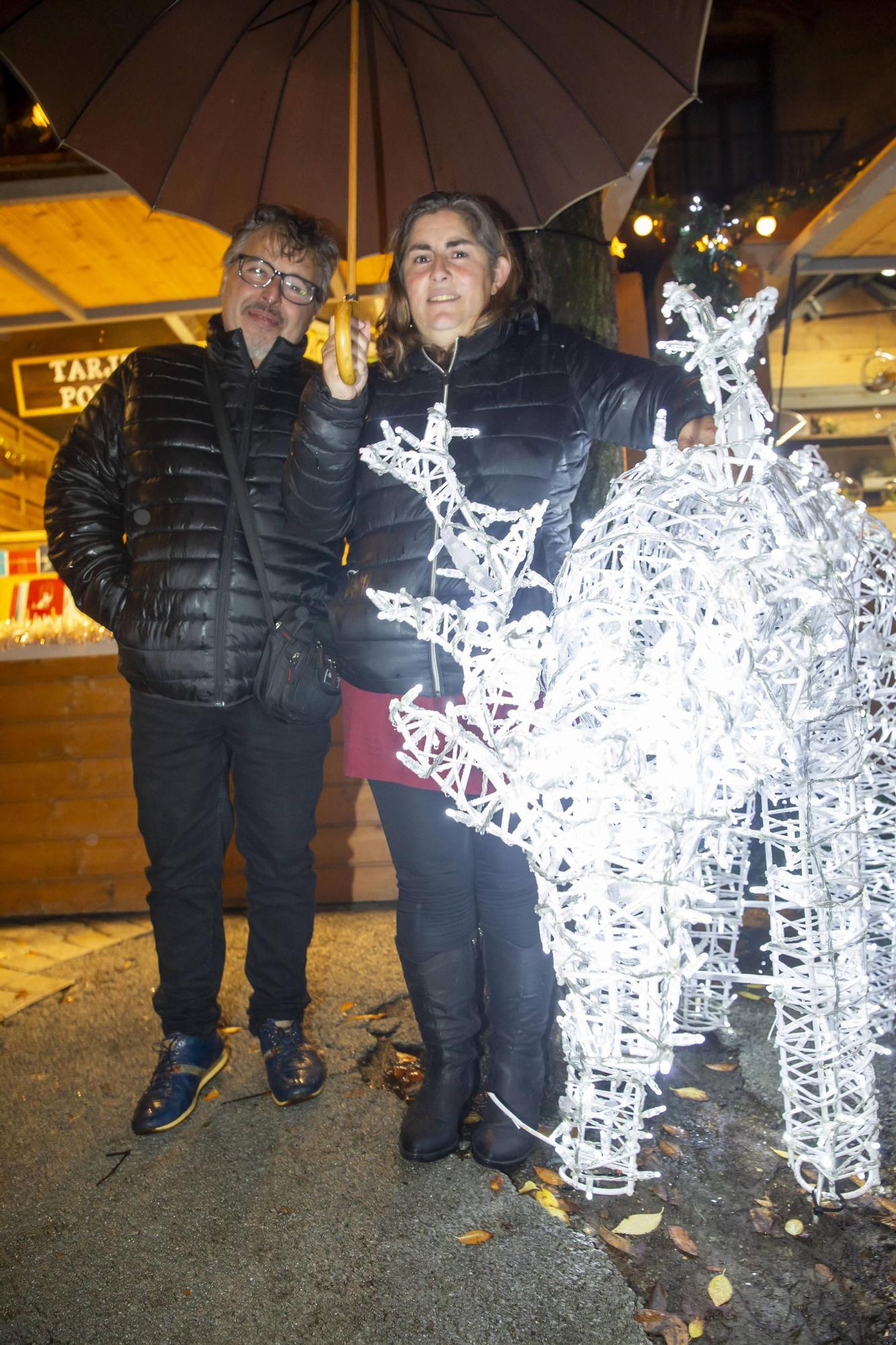 EN IMÁGENES: Así fue el encendido de la iluminación navideña en Oviedo