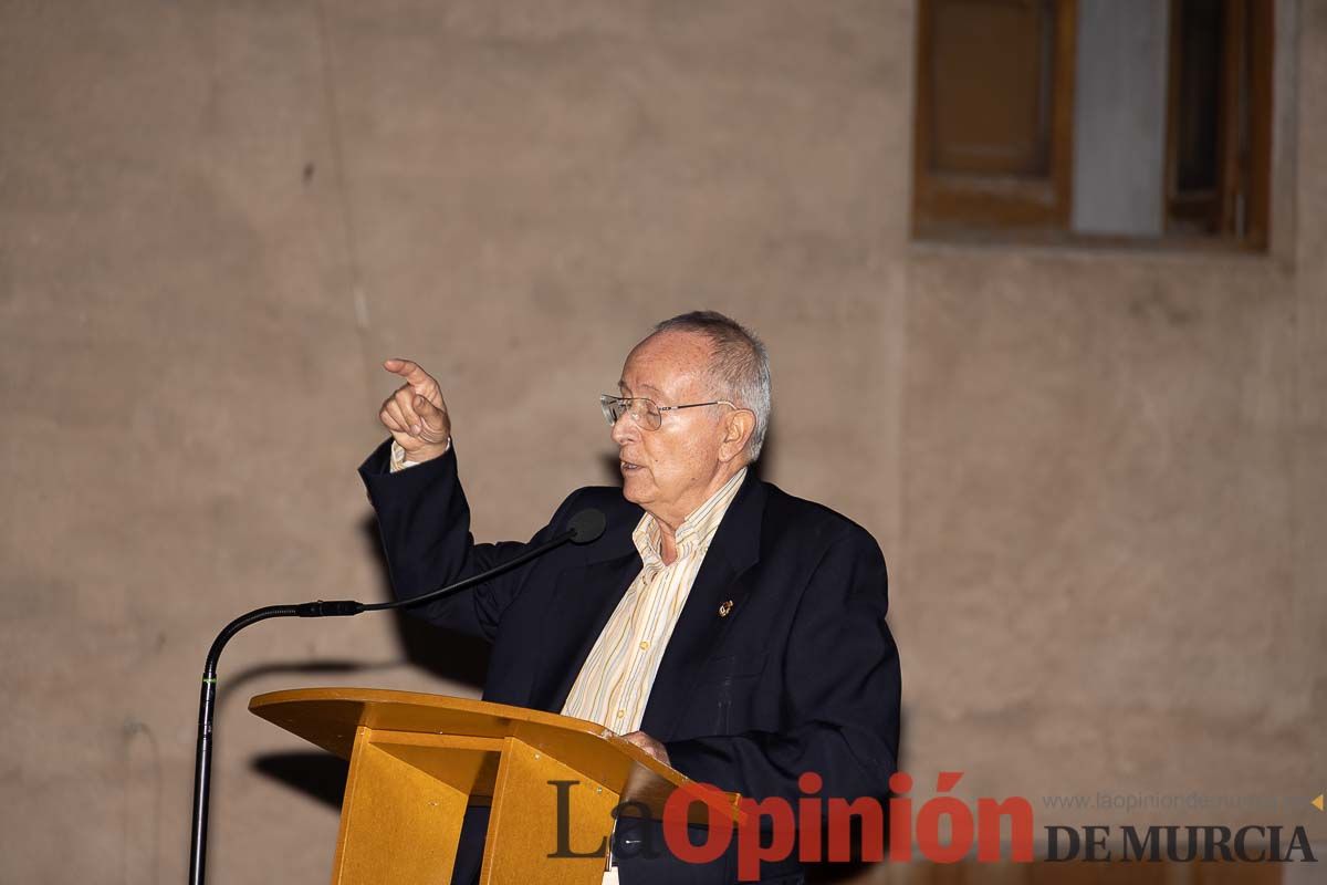 Así fue la presentación del libro ''Caravaca inédita. Un viaje desde la prehistoria hasta nuestros días'