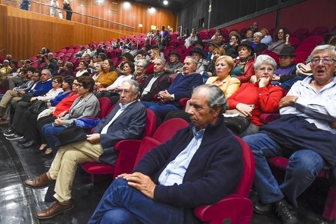 Entrega de los premios Cachorros de Honor