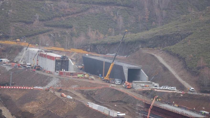 Obras del AVE en el último tramo de Sanabria