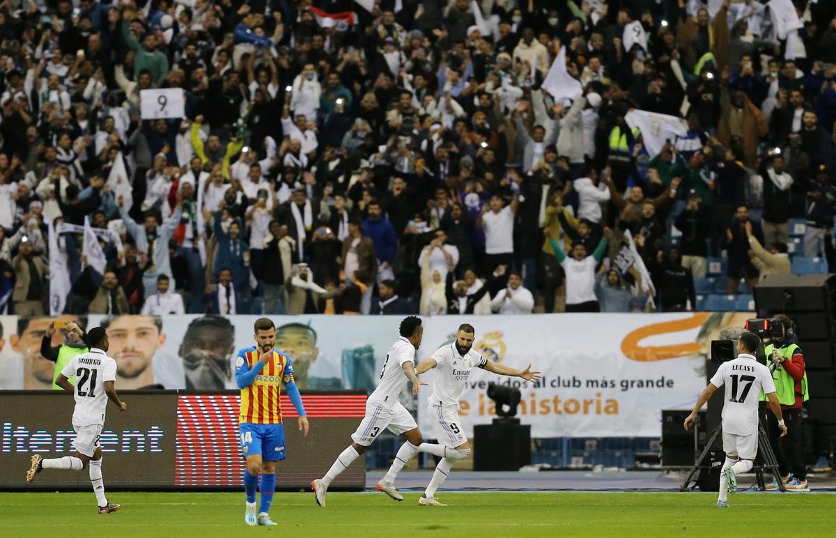 Spanish Super Cup - Semi Final - Valencia v Real Madrid