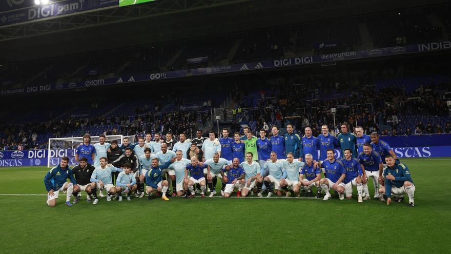 Las leyendas vuelven al Tartiere: así se vivió en el césped el emotivo partido del centenario del Oviedo