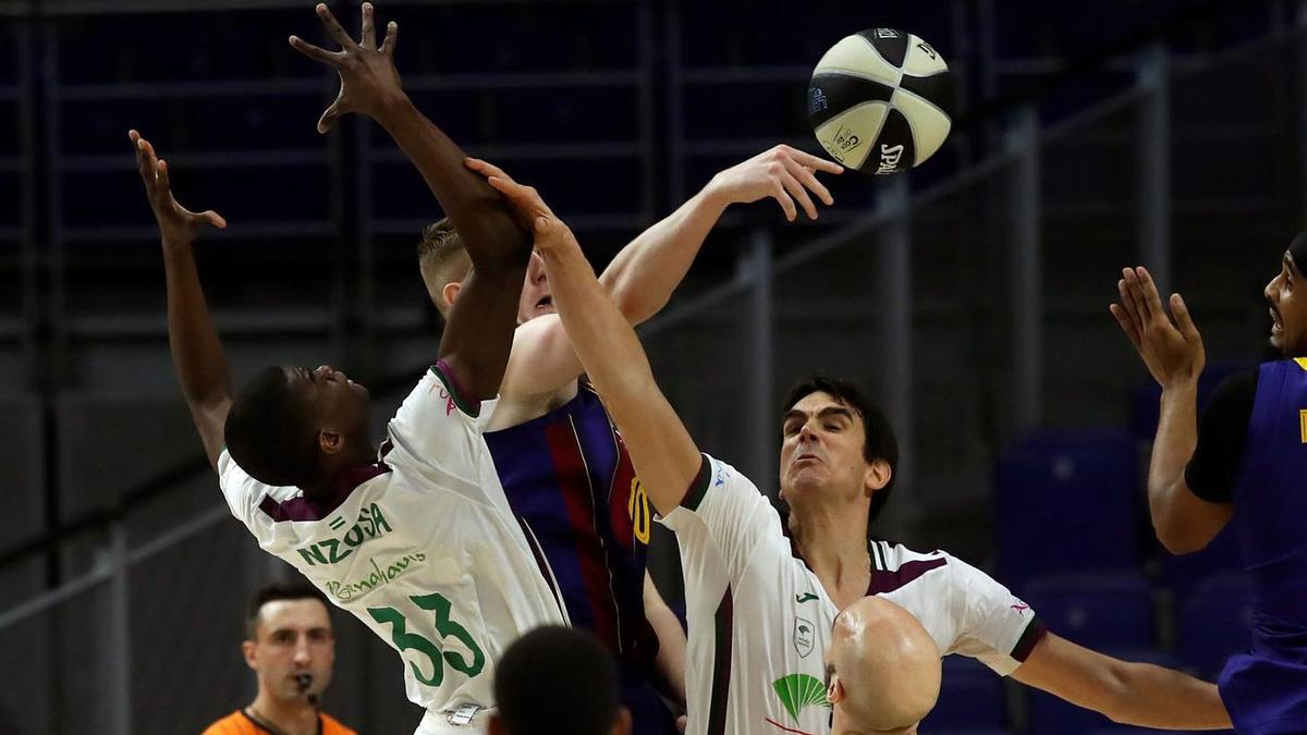 El conjunto malagueño volvió loco al Barça en el primer cuarto