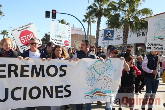 Los Alcázares se echa a la calle para exigir soluciones a las inundaciones