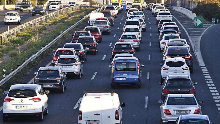 El primer día de obras en la carretera de Manacor causa un caos circulatorio general