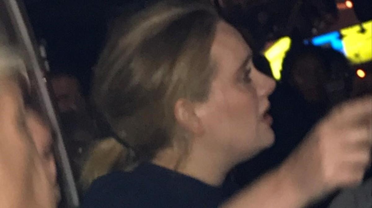 zentauroepp38894552 singer adele is pictured near the grenfell tower apartment b170615103534