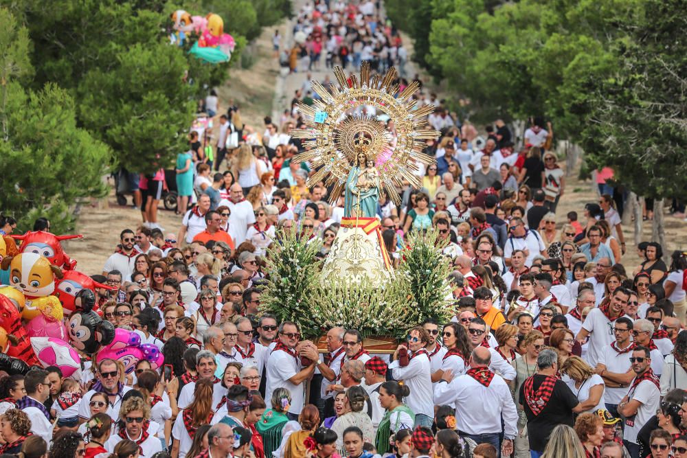 Benejúzar vive su día grande con la celebración de la festividad de la Virgen del Pilar