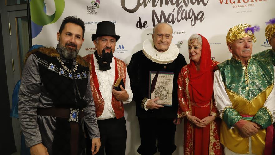 El Cervantes se engalana en la Gran Final del certamen de coplas de Carnaval