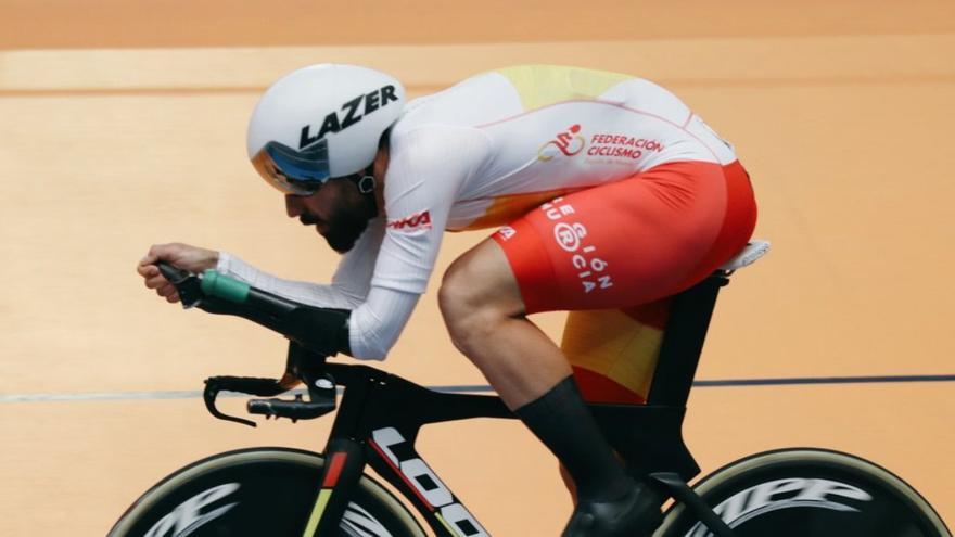 Alfonso Cabello prepara en Valencia la Copa del Mundo de ciclismo paralímpico