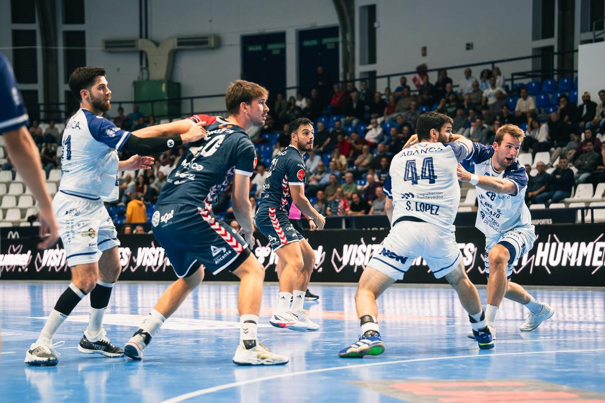 Julen Urruzola, durante un partido en el Pitiu.