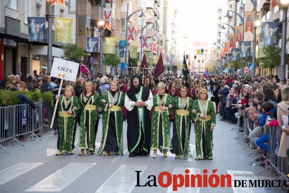 Desfile de Moros y Cristianos de la UNDEF en Carav