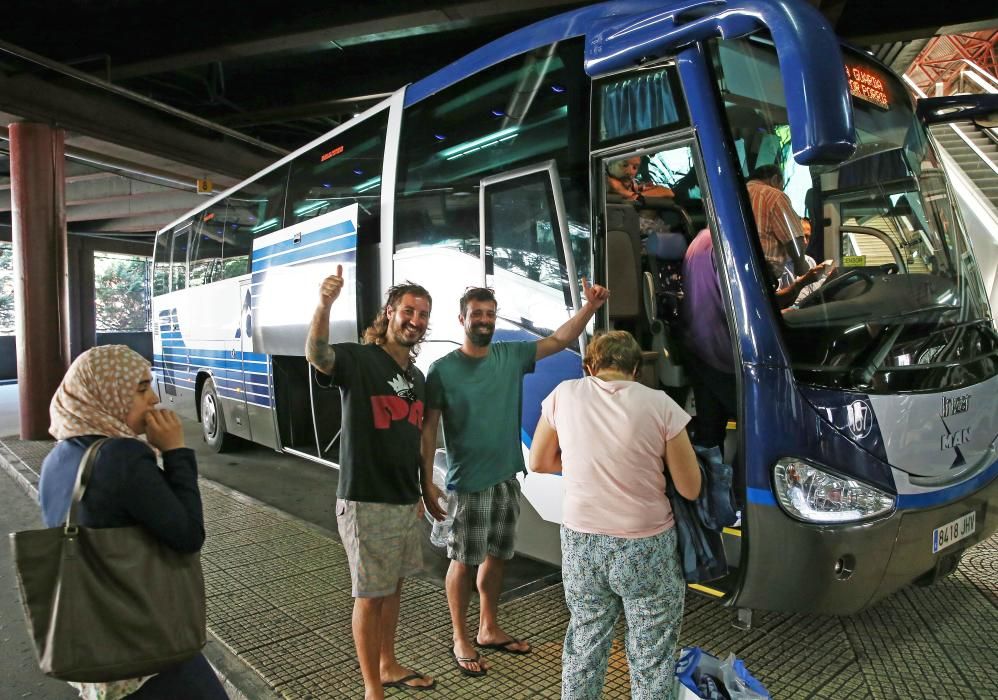 La estación de autobuses de Vigo se despereza