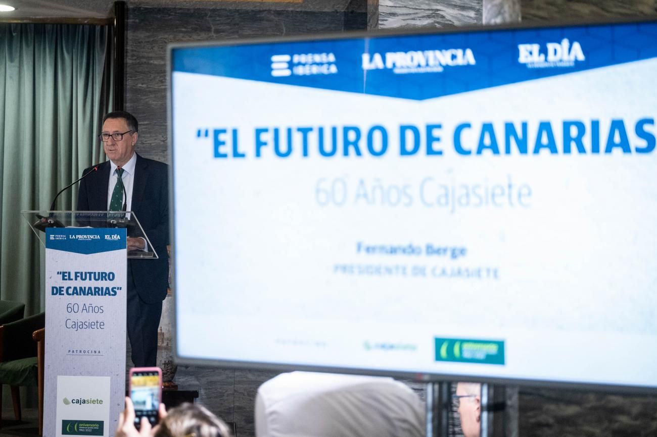 Foro 'El futuro de Canarias' 60 años de Cajasiete