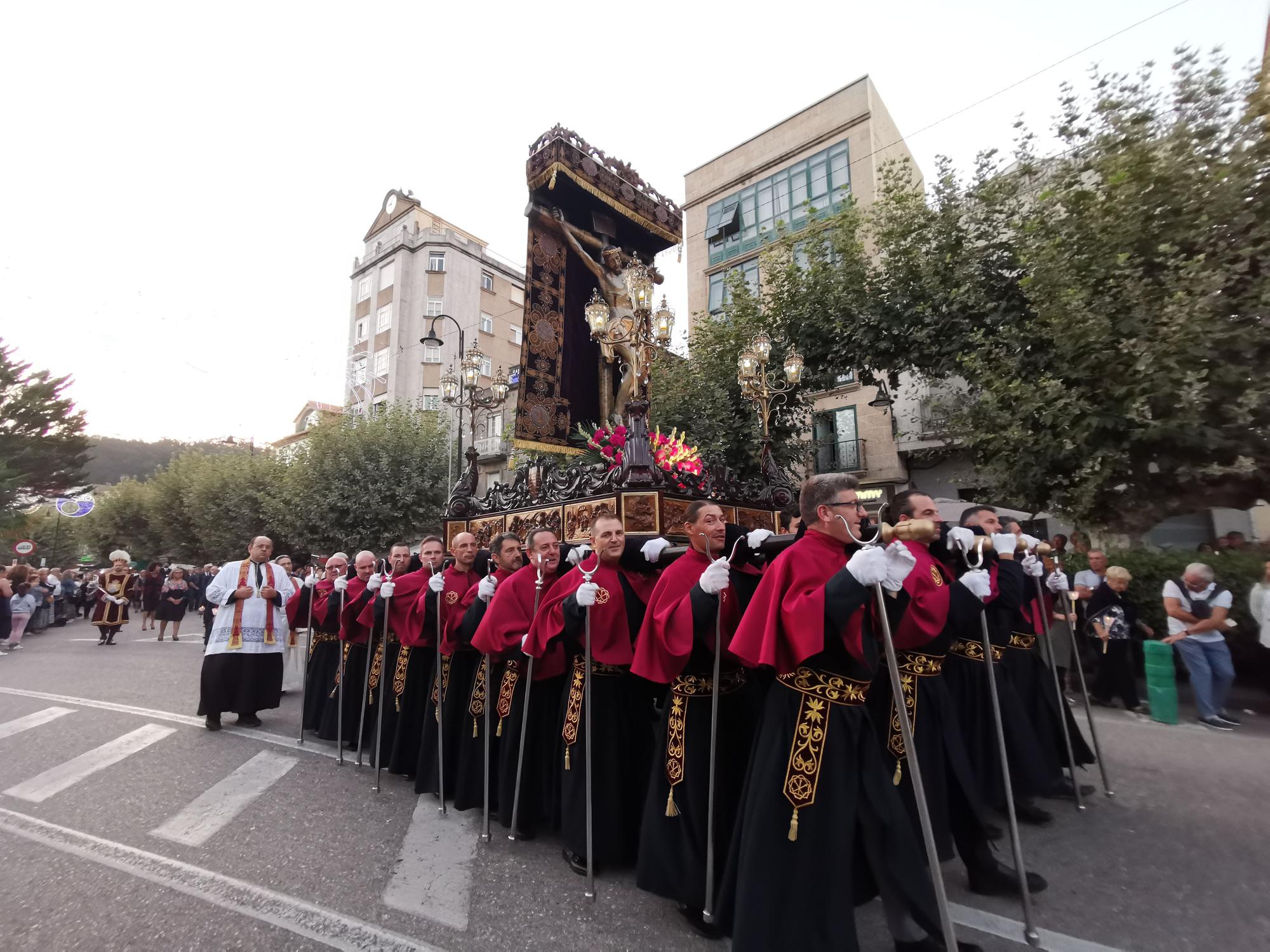 La procesión de las Festas do Cristo de Cangas